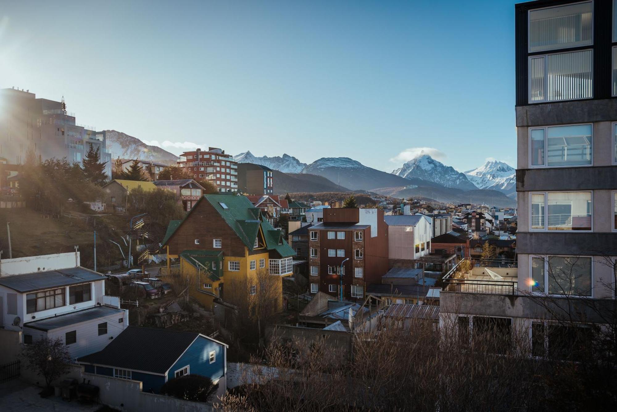 Pacífico Apartamentos Ushuaia Bagian luar foto